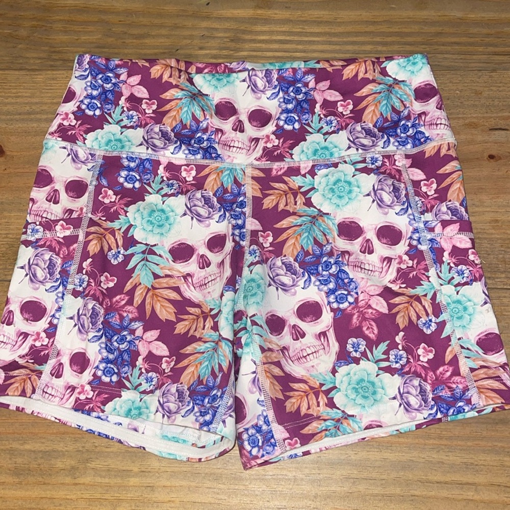 CVG Constantly Varied Gear Tropiskull 5 in. Shorts Women’s Size Medium
